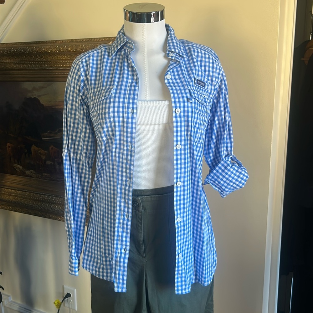 Blue gingham women’s button down Columbia PFG Super bonehead XS